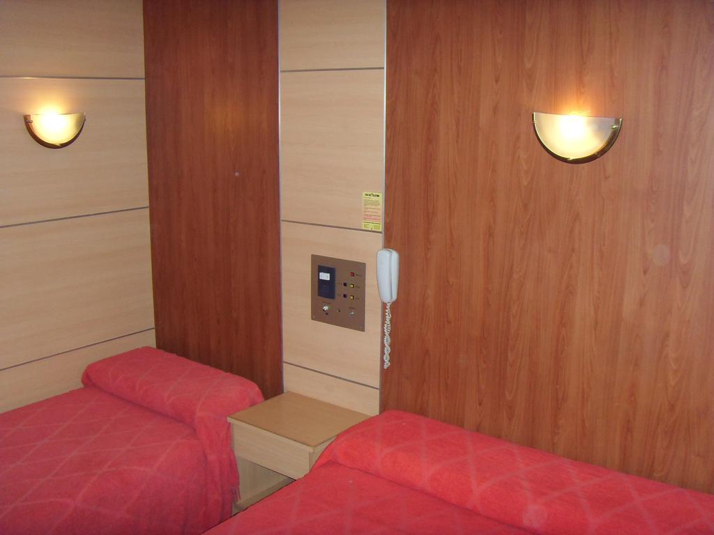 Hotel Embajador ロサリオ 部屋 写真